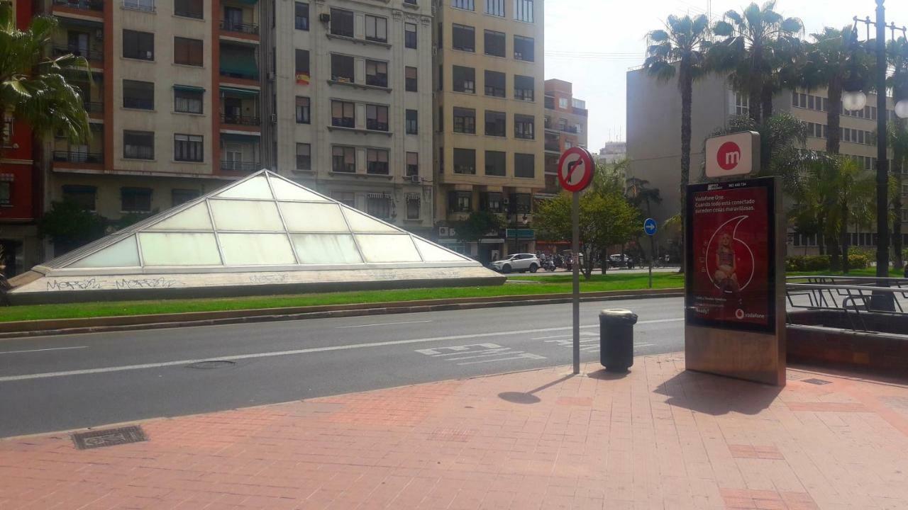 Angel Guimera Rooms & Breakfast Valencia Exteriör bild