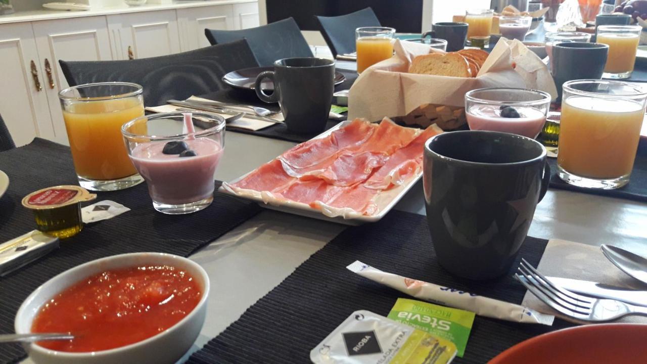 Angel Guimera Rooms & Breakfast Valencia Exteriör bild
